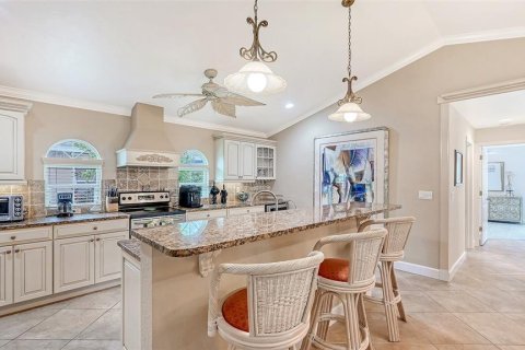 Villa ou maison à vendre à Sarasota, Floride: 3 chambres, 216.83 m2 № 2398736 - photo 21