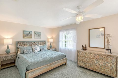 Villa ou maison à vendre à Sarasota, Floride: 3 chambres, 216.83 m2 № 2398736 - photo 22