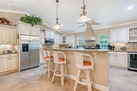 Villa ou maison à vendre à Sarasota, Floride: 3 chambres, 216.83 m2 № 2398736 - photo 18