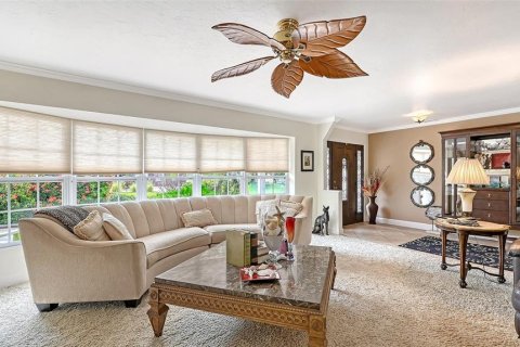 Villa ou maison à vendre à Sarasota, Floride: 3 chambres, 216.83 m2 № 2398736 - photo 11