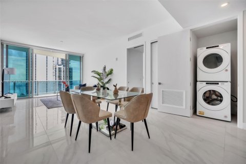 Condo in Sunny Isles Beach, Florida, 2 bedrooms  № 1927858 - photo 14