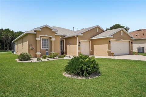Villa ou maison à vendre à Ocala, Floride: 3 chambres, 199.55 m2 № 2284852 - photo 2