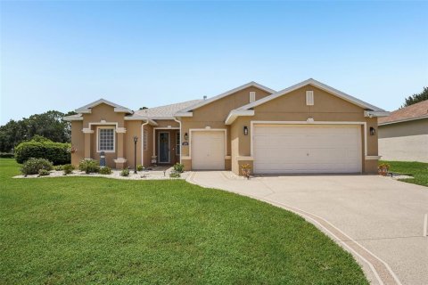 House in Ocala, Florida 3 bedrooms, 199.55 sq.m. № 2284852