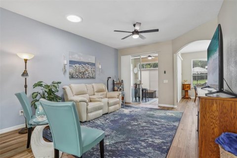 Villa ou maison à vendre à Ocala, Floride: 3 chambres, 199.55 m2 № 2284852 - photo 8