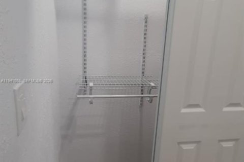 Commercial property in Homestead, Florida 1 bedroom, 55.74 sq.m. № 1998995 - photo 14