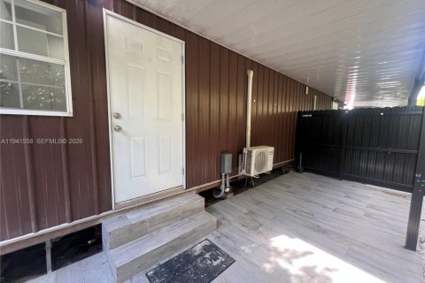 Commercial property in Homestead, Florida 1 bedroom, 55.74 sq.m. № 1998995 - photo 16