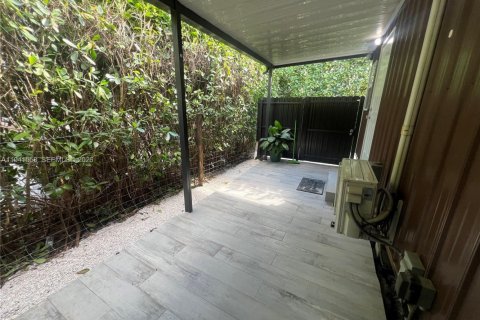 Commercial property in Homestead, Florida 1 bedroom, 55.74 sq.m. № 1998995 - photo 20