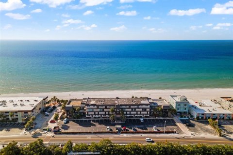 Condo in Indian Rocks Beach, Florida, 2 bedrooms  № 1879505 - photo 23