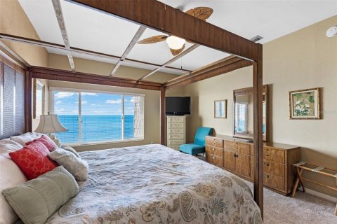 Condo in Indian Rocks Beach, Florida, 2 bedrooms  № 1879505 - photo 17