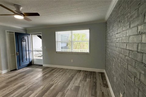 Copropriété à louer à South Pasadena, Floride: 2 chambres, 78.5 m2 № 2418892 - photo 4