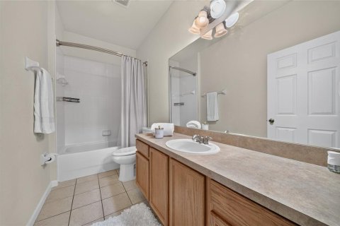 Villa ou maison à vendre à Kissimmee, Floride: 4 chambres, 202.71 m2 № 2394100 - photo 22