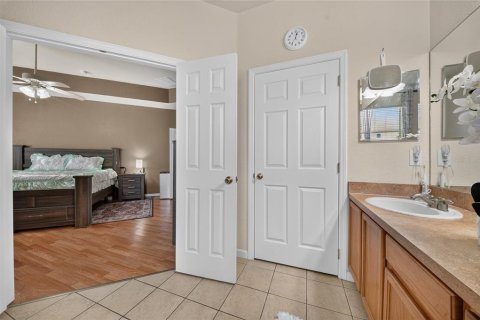Villa ou maison à vendre à Kissimmee, Floride: 4 chambres, 202.71 m2 № 2394100 - photo 19