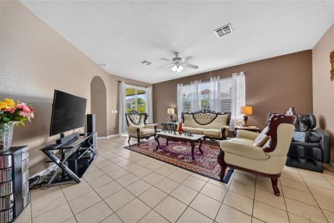 Villa ou maison à vendre à Kissimmee, Floride: 4 chambres, 202.71 m2 № 2394100 - photo 30