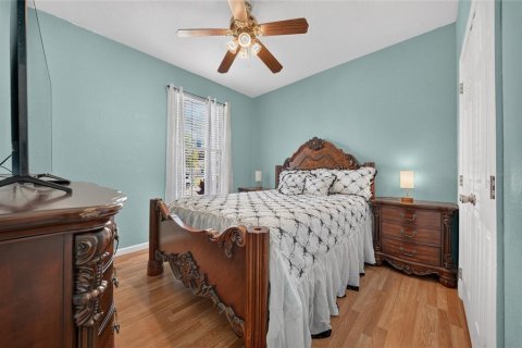 Villa ou maison à vendre à Kissimmee, Floride: 4 chambres, 202.71 m2 № 2394100 - photo 25