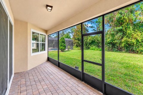 House in Davenport, Florida 4 bedrooms, 299.05 sq.m. № 2396296 - photo 29