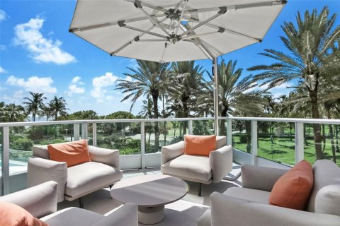 Copropriété à vendre à Miami Beach, Floride: 2 chambres, 127.28 m2 № 1943278 - photo 18