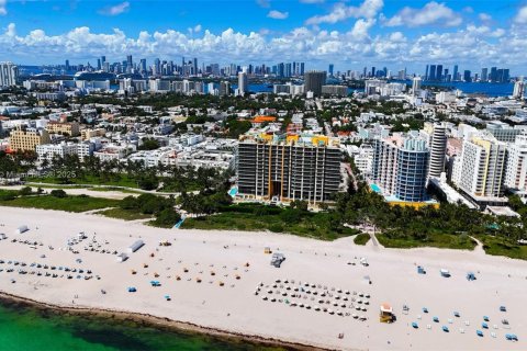 Copropriété à vendre à Miami Beach, Floride: 2 chambres, 127.28 m2 № 1943278 - photo 20