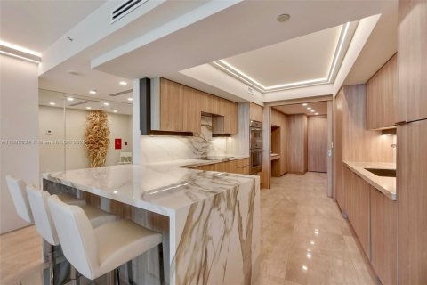 Copropriété à vendre à Miami Beach, Floride: 2 chambres, 127.28 m2 № 1943278 - photo 3