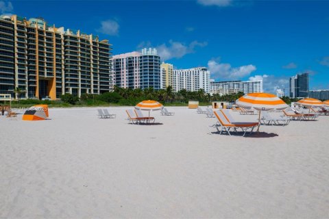 Copropriété à vendre à Miami Beach, Floride: 2 chambres, 127.28 m2 № 1943278 - photo 24