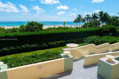 Copropriété à vendre à Miami Beach, Floride: 2 chambres, 127.28 m2 № 1943278 - photo 30