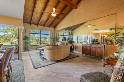 Adosado en venta en Saint Petersburg, Florida, 3 dormitorios, 177.91 m2 № 1584521 - foto 12