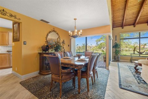 Adosado en venta en Saint Petersburg, Florida, 3 dormitorios, 177.91 m2 № 1584521 - foto 11