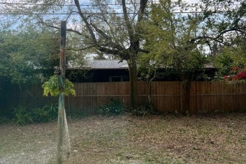 House in Orlando, Florida 5 bedrooms, 228.63 sq.m. № 1580938 - photo 7