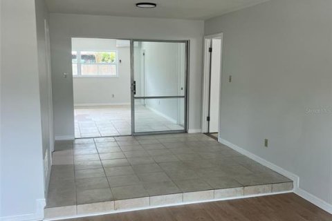 House in Orlando, Florida 5 bedrooms, 228.63 sq.m. № 1580938 - photo 20