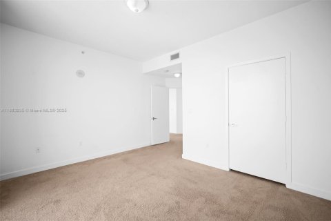 Copropriété à louer à Miami, Floride: 2 chambres, 102.94 m2 № 1930711 - photo 9