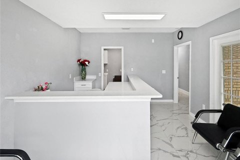 Immobilier commercial à louer à Kissimmee, Floride: 106.19 m2 № 1901532 - photo 6