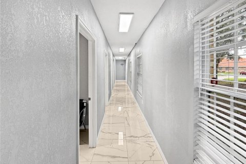 Immobilier commercial à louer à Kissimmee, Floride: 106.19 m2 № 1901532 - photo 8