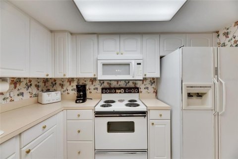 Condominio en venta en Treasure Island, Florida, 2 dormitorios, 109.16 m2 № 1717731 - foto 17