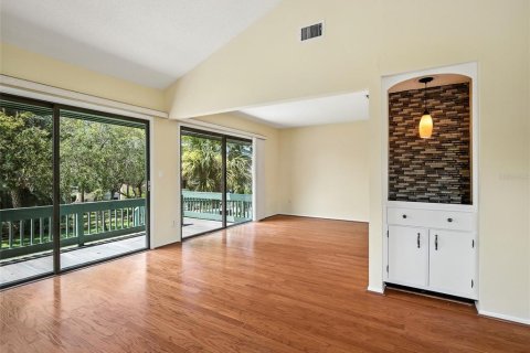Condo in New Smyrna Beach, Florida, 1 bedroom  № 1838852 - photo 6