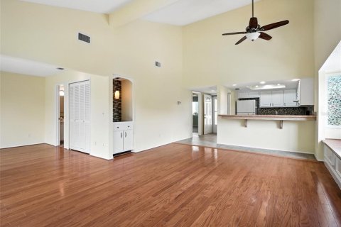 Condo in New Smyrna Beach, Florida, 1 bedroom  № 1838852 - photo 8