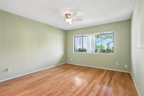 Condo in New Smyrna Beach, Florida, 1 bedroom  № 1838852 - photo 16