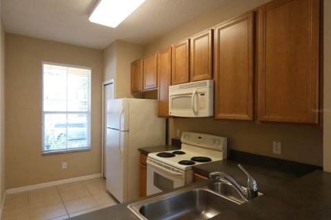 Townhouse in Sanford, Florida 3 bedrooms, 130.9 sq.m. № 2107236 - photo 5
