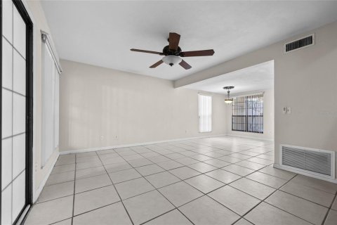 Adosado en venta en Gainesville, Florida, 3 dormitorios, 127.28 m2 № 1685392 - foto 10
