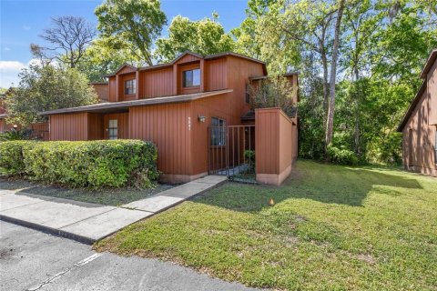 Adosado en venta en Gainesville, Florida, 3 dormitorios, 127.28 m2 № 1685392 - foto 1