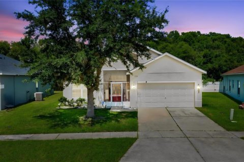 Villa ou maison à Kissimmee, Floride 3 chambres, 169.27 m2 № 2232085