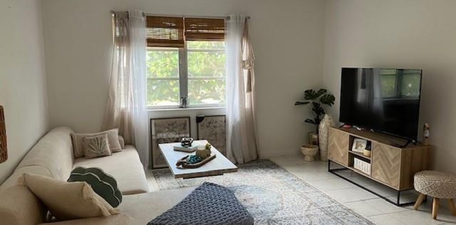 Condo in Wilton Manors, Florida, 1 bedroom № 2243882