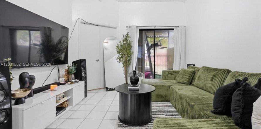 Condo à Miami, Floride, 1 chambre  № 2279375