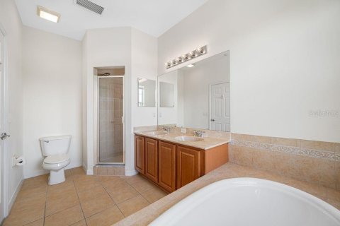 Touwnhouse à louer à Seminole, Floride: 3 chambres, 175.12 m2 № 2148722 - photo 5