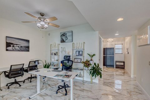 Condominio en venta en Riviera Beach, Florida, 2 dormitorios, 139.26 m2 № 2176620 - foto 15