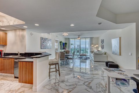 Condominio en venta en Riviera Beach, Florida, 2 dormitorios, 139.26 m2 № 2176620 - foto 9