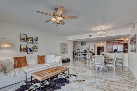 Condominio en venta en Riviera Beach, Florida, 2 dormitorios, 139.26 m2 № 2176620 - foto 23