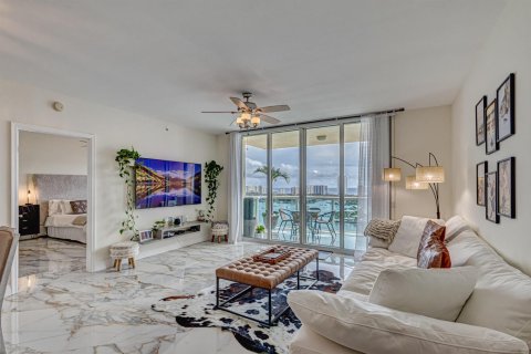 Condominio en venta en Riviera Beach, Florida, 2 dormitorios, 139.26 m2 № 2176620 - foto 21