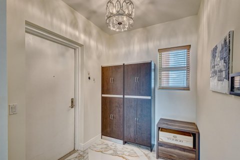 Condominio en venta en Riviera Beach, Florida, 2 dormitorios, 139.26 m2 № 2176620 - foto 17