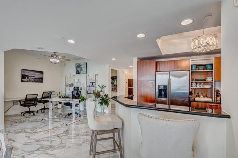 Condominio en venta en Riviera Beach, Florida, 2 dormitorios, 139.26 m2 № 2176620 - foto 6