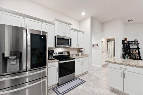 House in St. Lucie, Florida 4 bedrooms, 233 sq.m. № 2177190 - photo 26