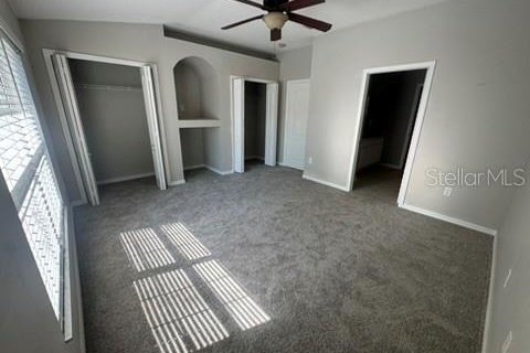 Touwnhouse à louer à Tampa, Floride: 3 chambres, 149.2 m2 № 2329415 - photo 16